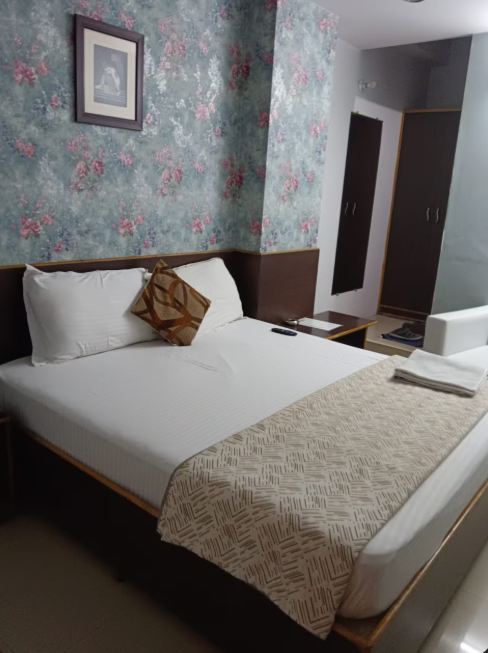 Double Bed Room - Single at Ananta Inn hotel in Lal Kothi Jaipur